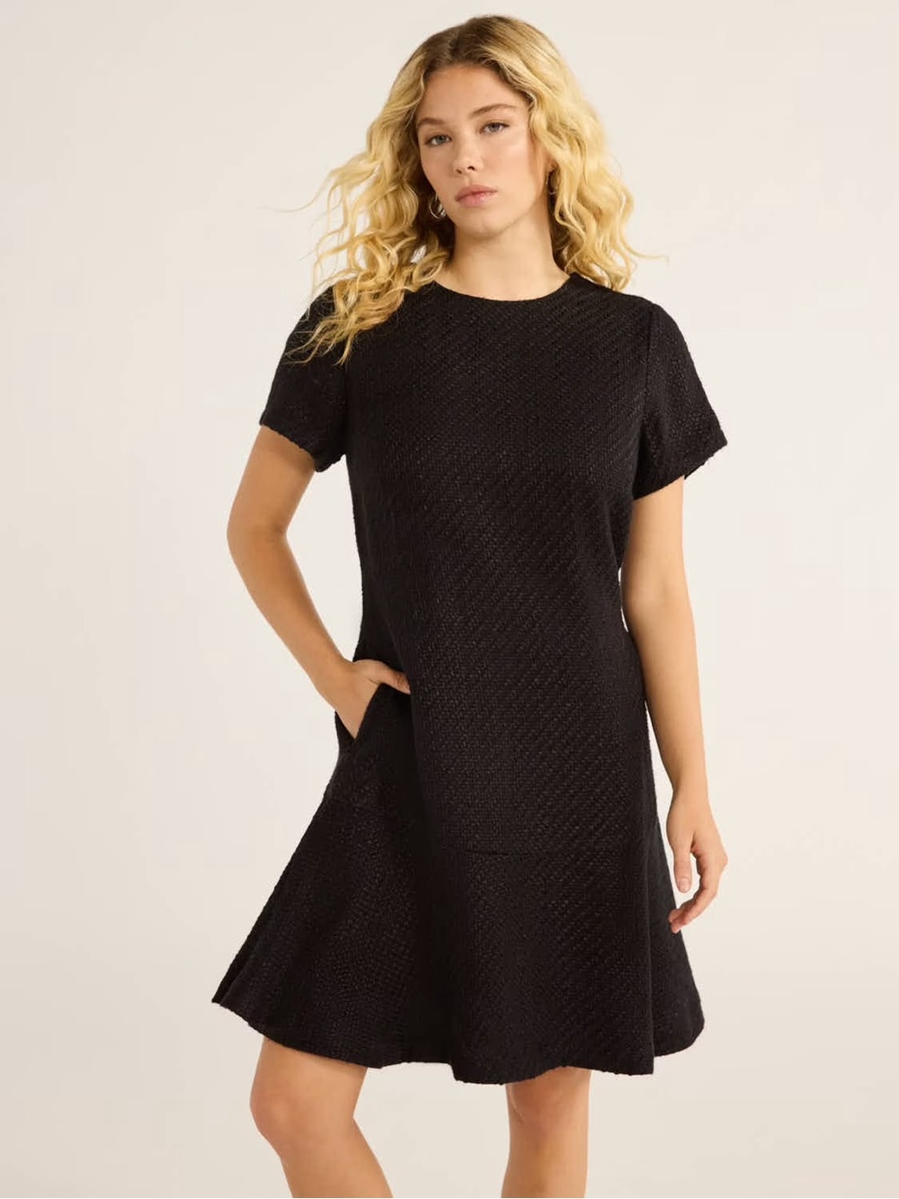 Black Short-Sleeve A-Line Dress NWT Size 6